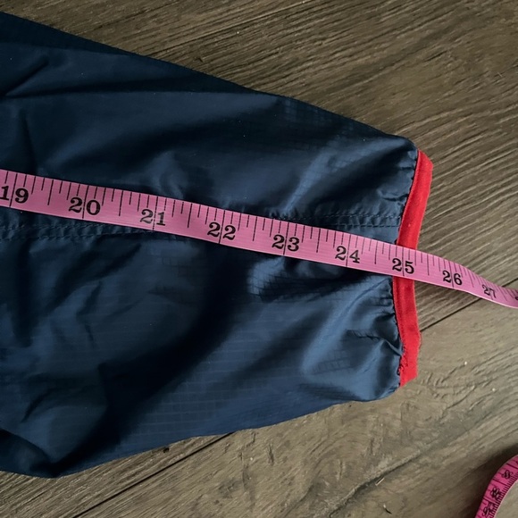 [M]The North Face Men's Navy Nylon Jacket with Red Fleece Lining Vintage - Picture 6 of 9